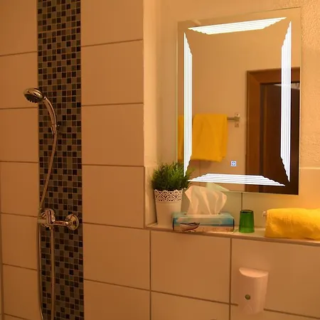 Landhotel Roefleuten Hotell