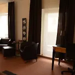 Roefleuten 3*