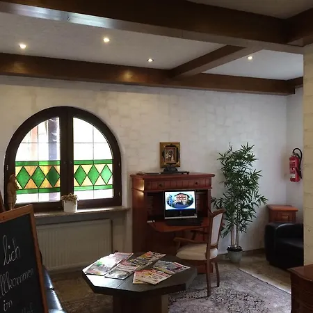 Hotel Röfleuten 3*