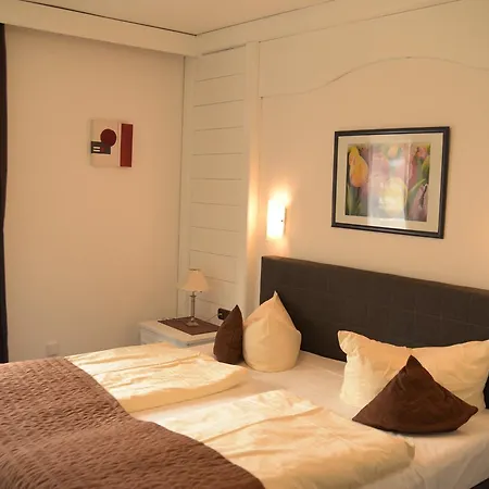 Röfleuten Hotel 3*